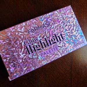 Farmasi Glow Highlight Pallette